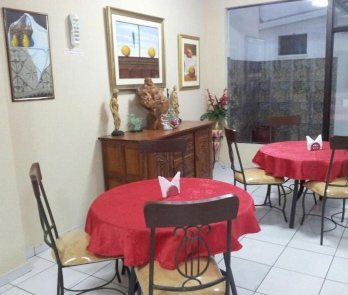 Hostal Casa Suiza Asuncion Buitenkant foto